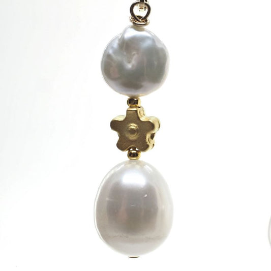 Small coin pearl and flower earrings