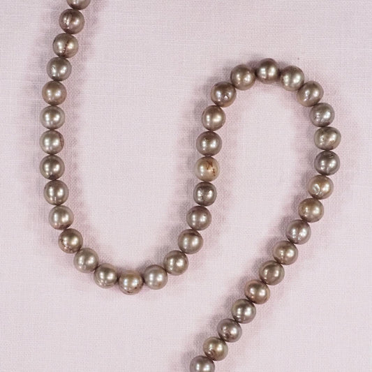 8 mm round taupe pearls