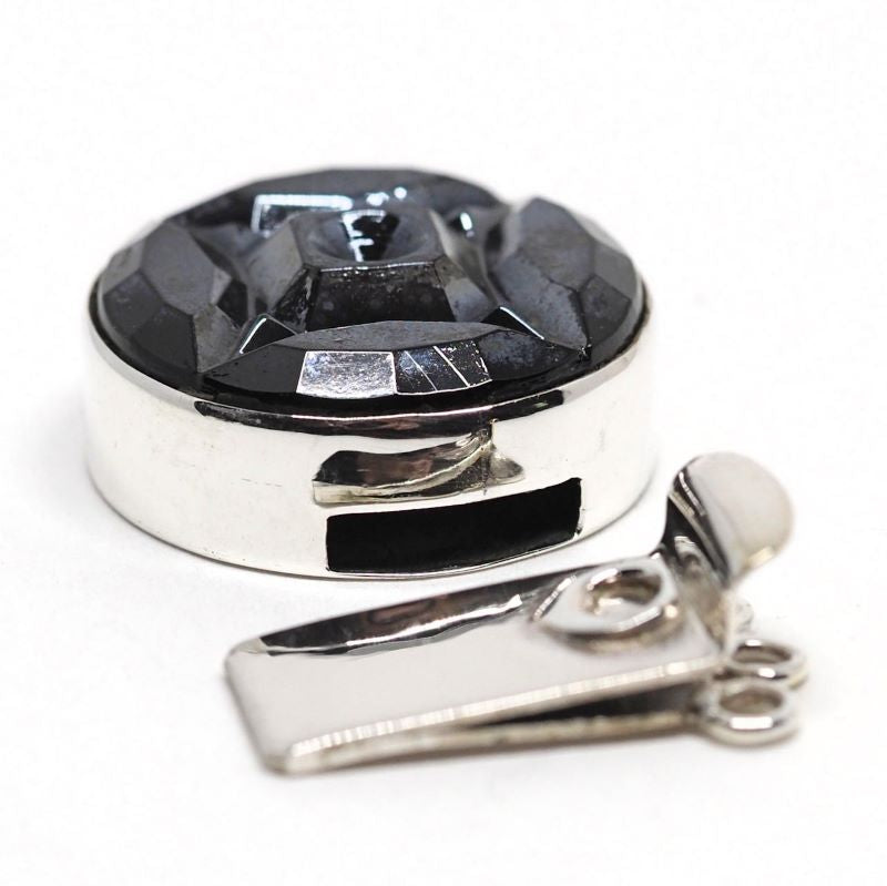 Four-point star clasp