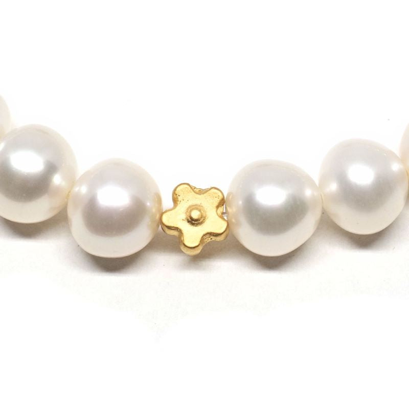 Flower bracelet