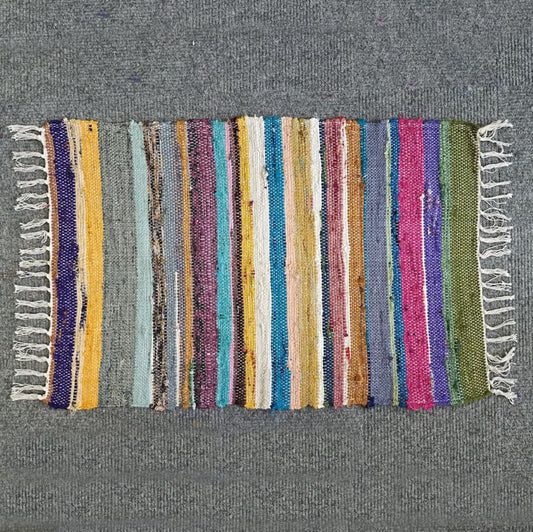 Hand-made silk rug number nine
