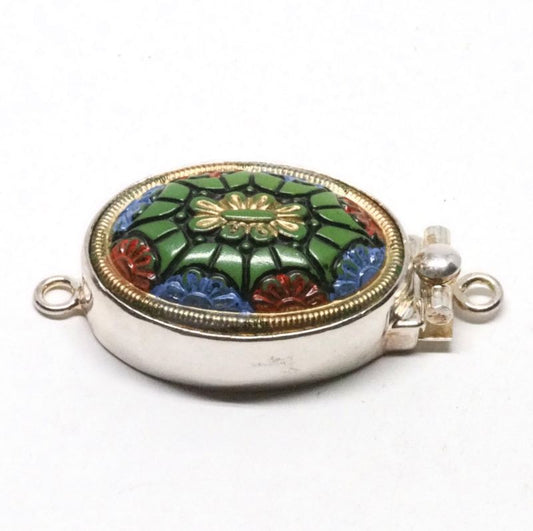 Green ceiling dome clasp