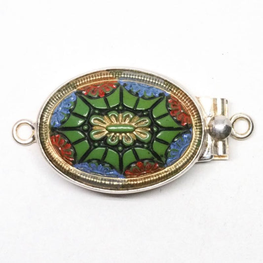 Green ceiling dome clasp
