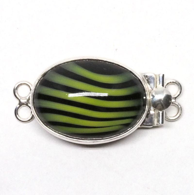 Lime stripe clasp
