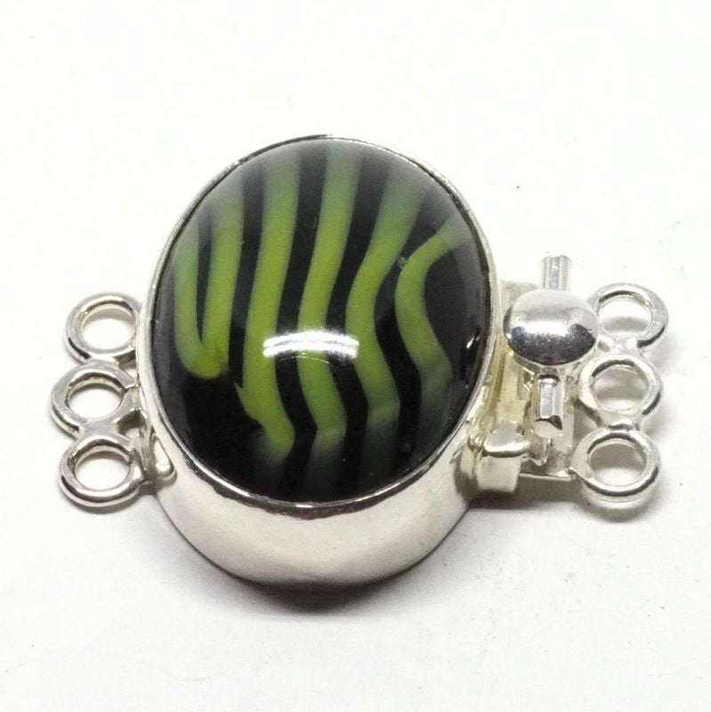 Lime stripe clasp