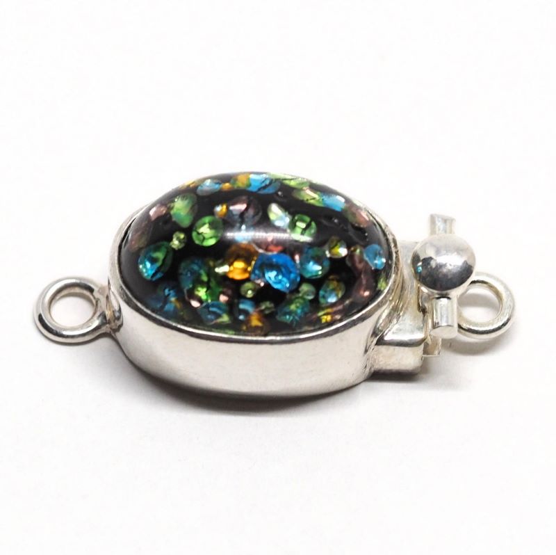 Black confetti clasp