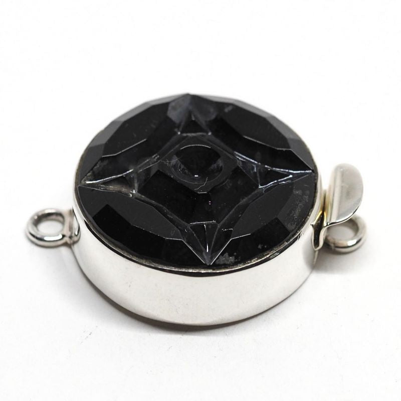 Four-point star clasp