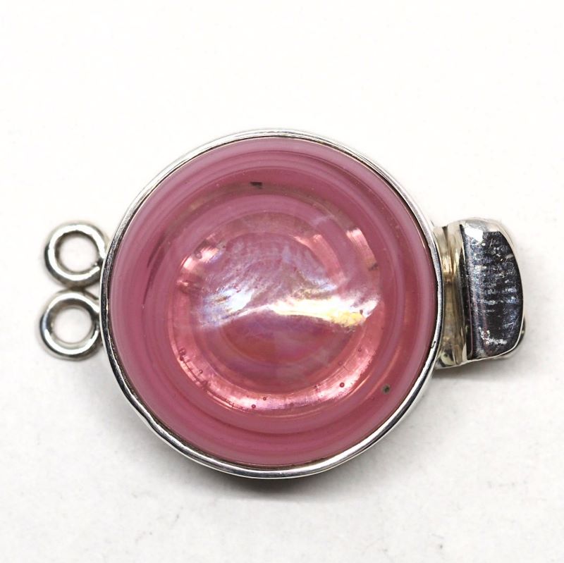 Pink parfait clasp