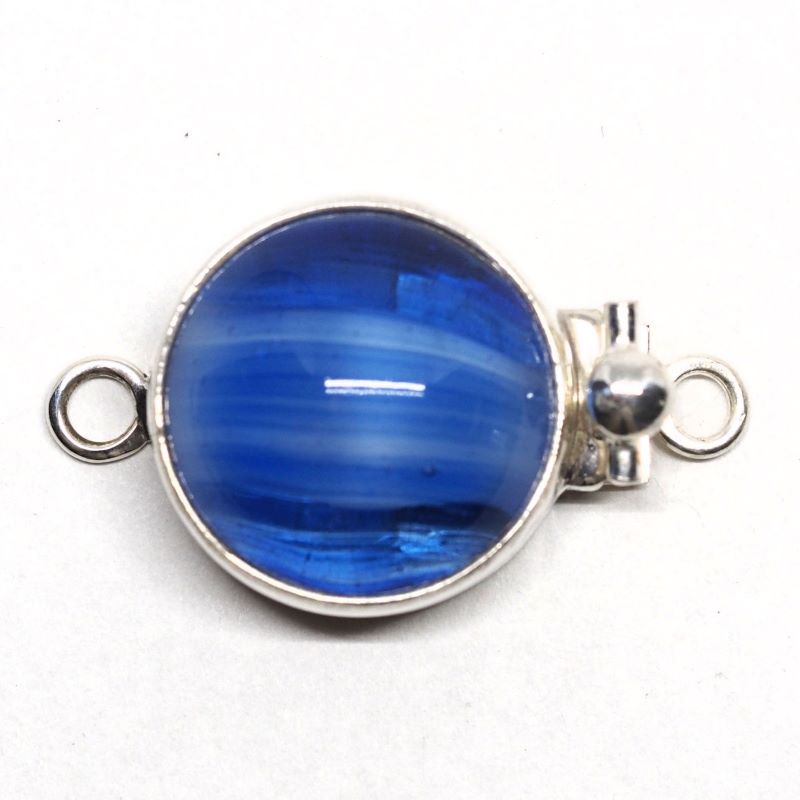 Blue wave clasp