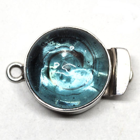 Aqua wave clasp