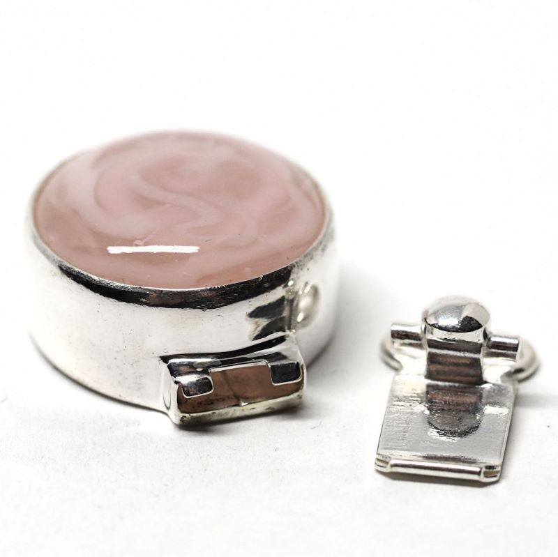 Pink swirl clasp
