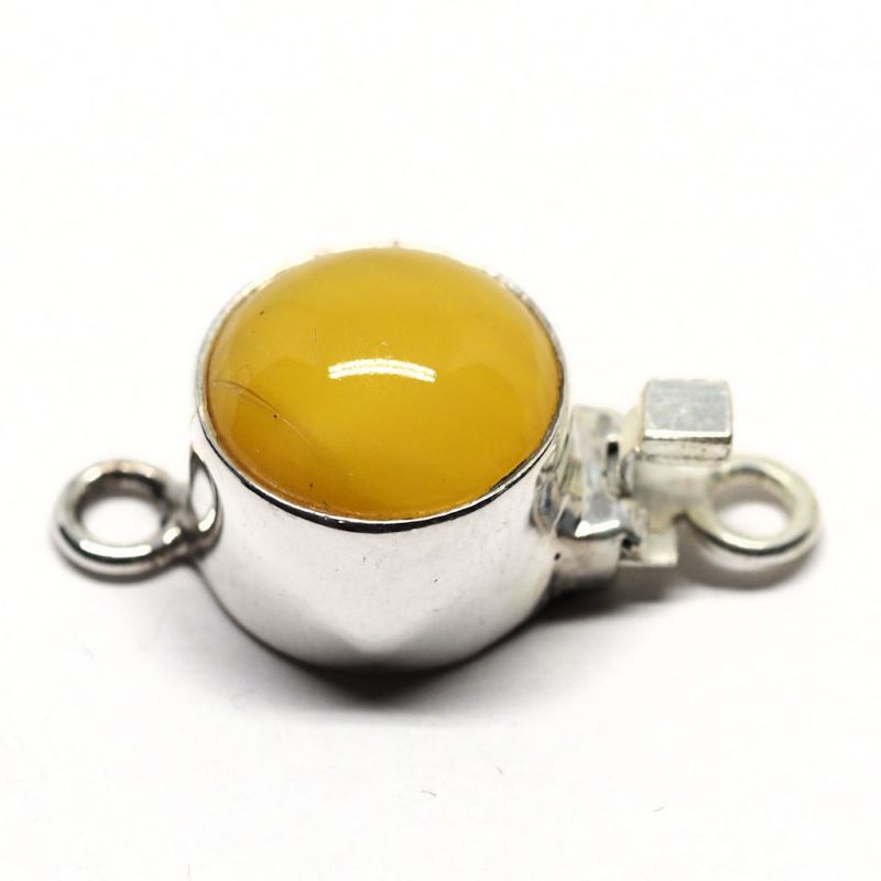 Tiny lemon clasp
