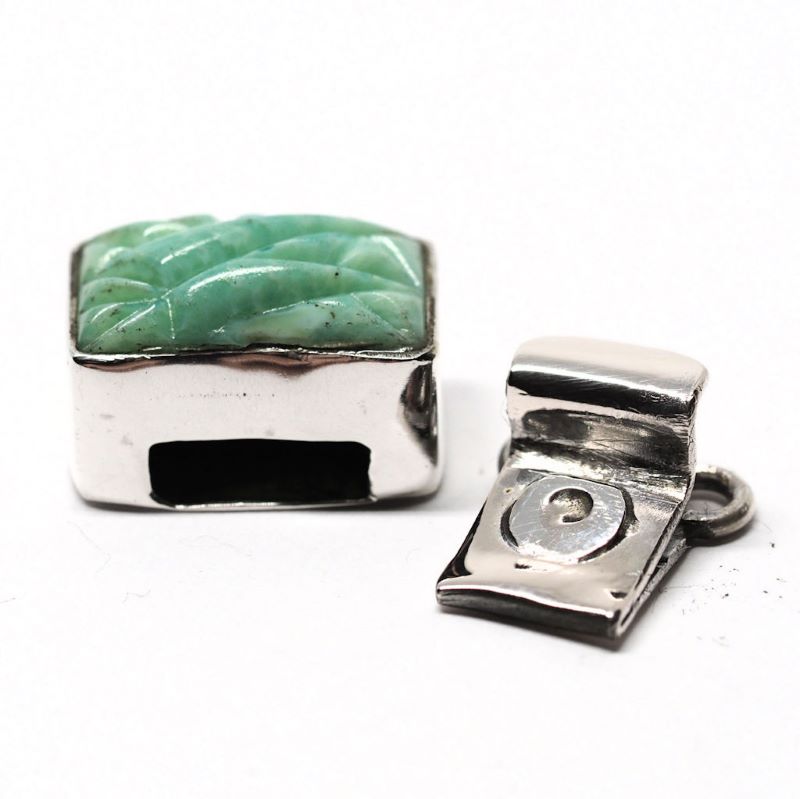 Tiny green Deco bracelet clasp
