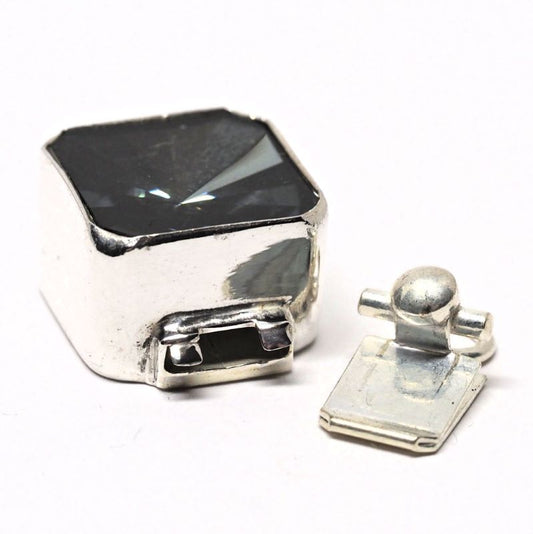 Swarovski inverted square seal clasp