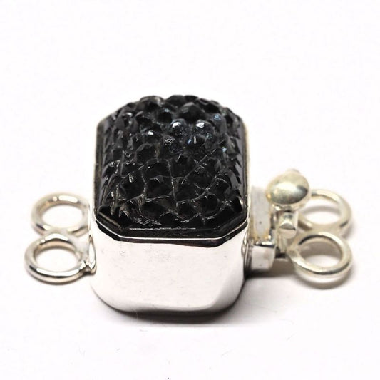 Sideways Montana pebble clasp