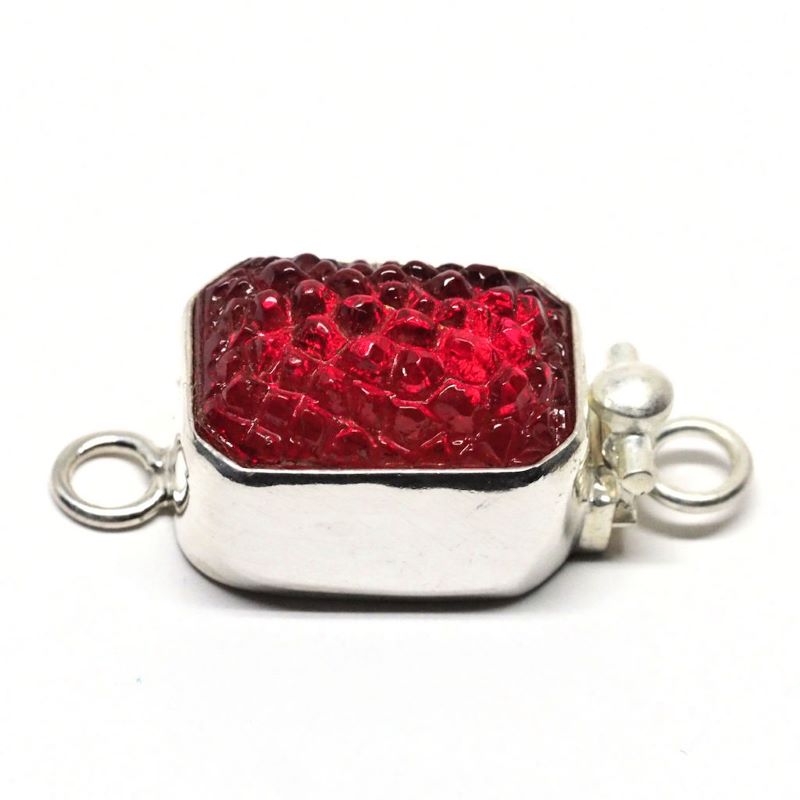 Siam pebble clasp