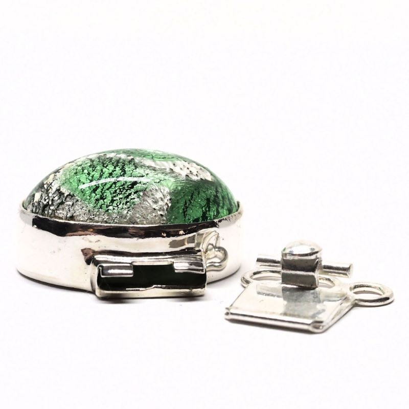 Emerald silver foil bracelet clasp