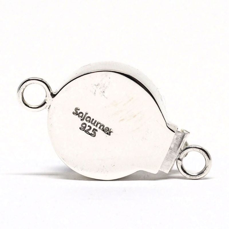 Sapphire clasp