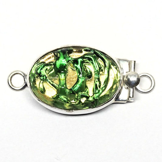Green tendril clasp