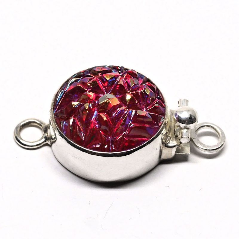 Red baroque stone clasp