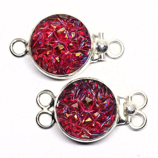 Red baroque stone clasp