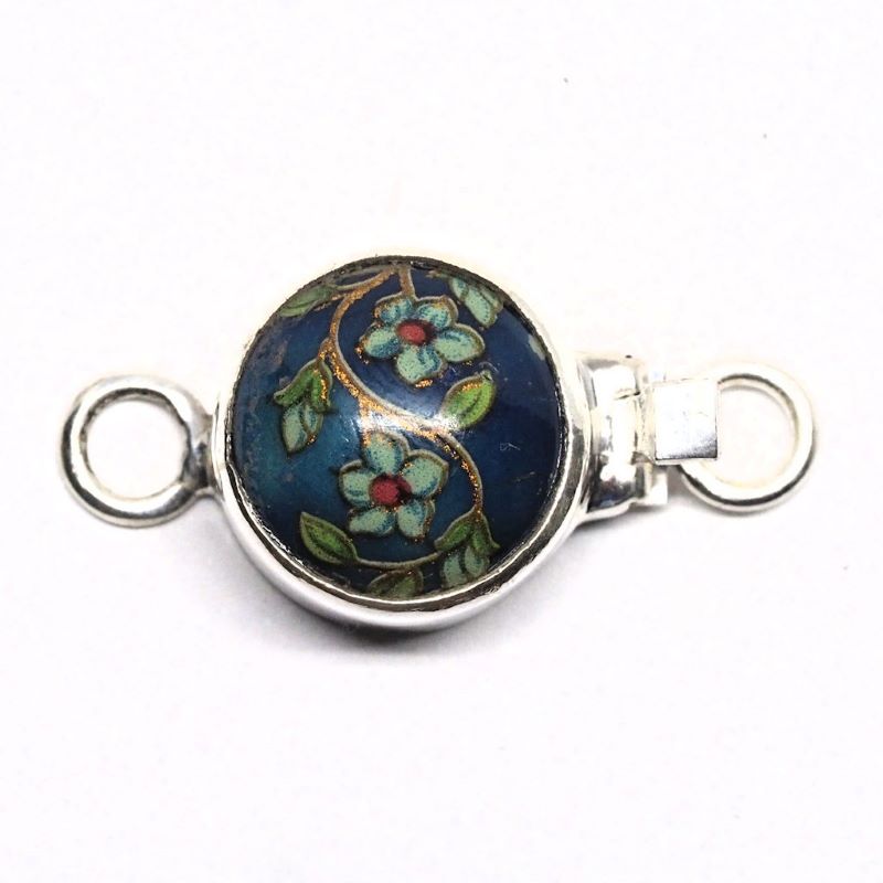 Blue vine clasp