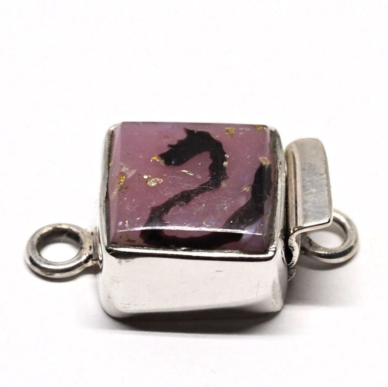 Square pink and black clasp