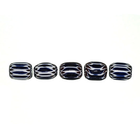 Traditional blue and white chevrons 20 mm