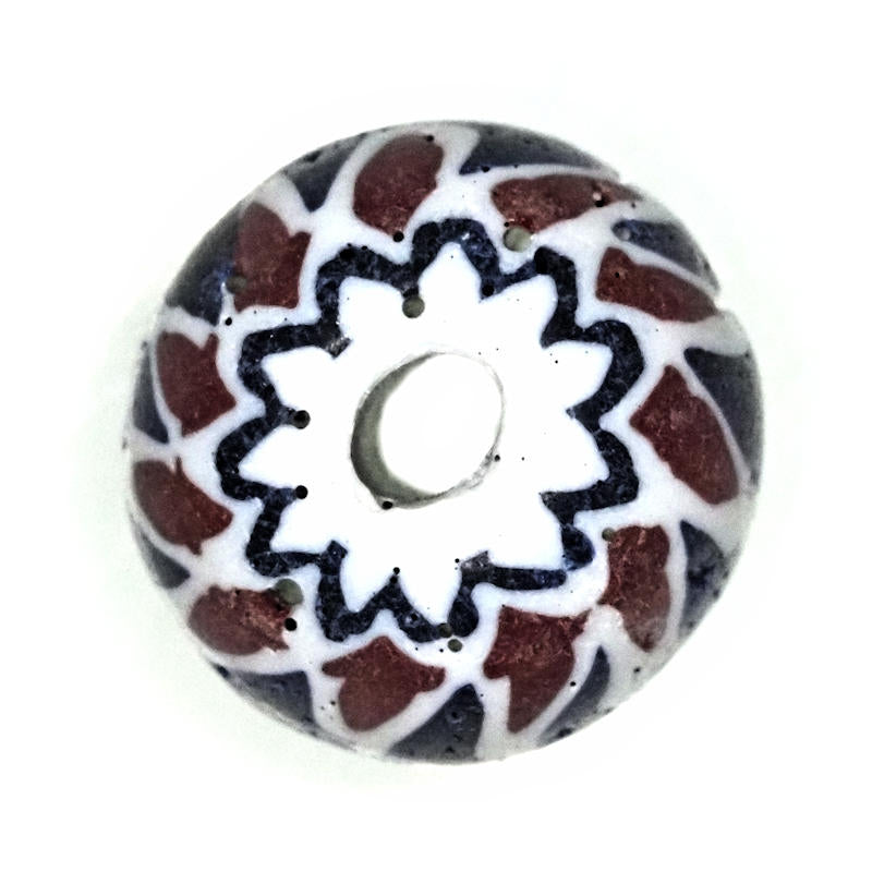 Traditional blue and white chevrons 20 mm